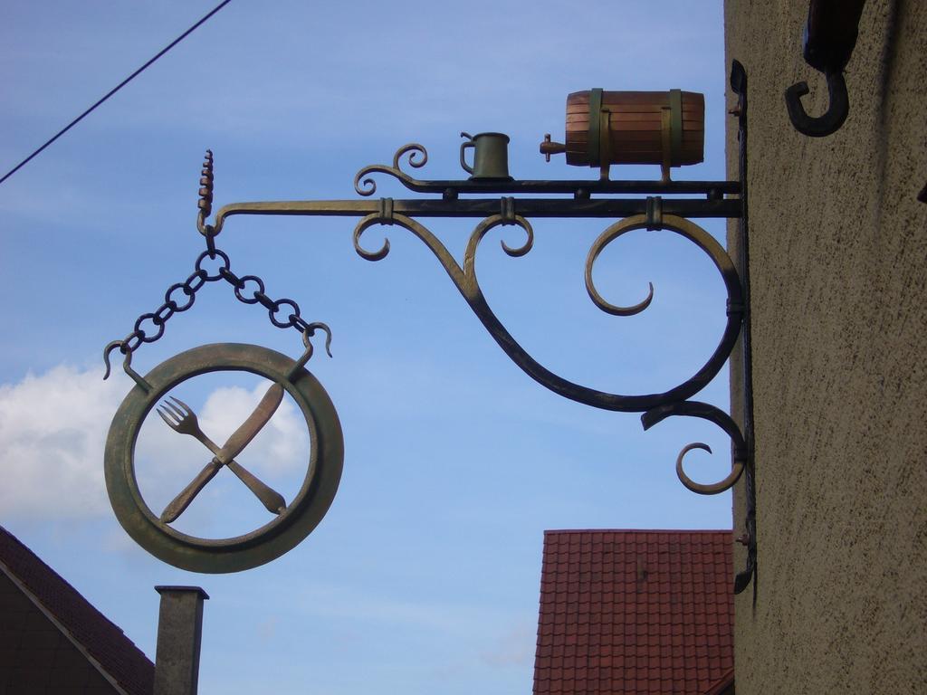 Landgasthaus Loewen Mit Gaestehaus Holzhausen  Exterior foto